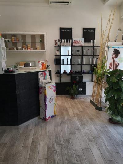 Annunci Cogefim centro estetico parrucchiere in vendita a Livorno